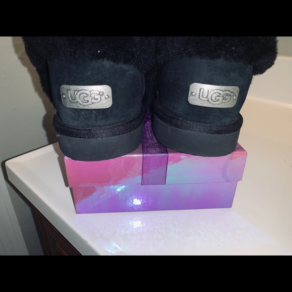 Black Gurl UGGs